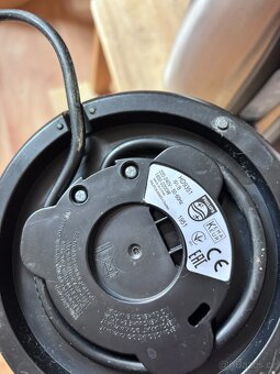 Rychlovarná konvice Philips - 5