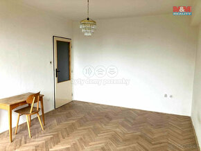 Pronájem bytu 1+1 v Nymburce, 35 m2, ul. Dědinova - 5