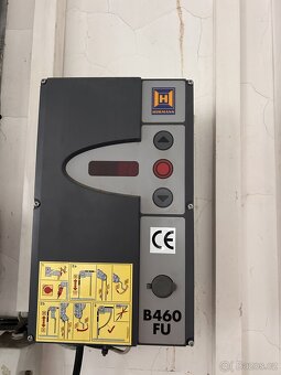 Sekční vrata Hormann 2,70 sirka ,výška 3,20 , dveře - 5