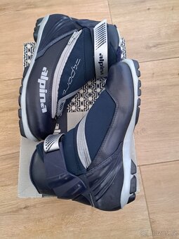 Běžky za 1500 Kč, hůlky od 600 Kč, boty za 1500 Kč - 5