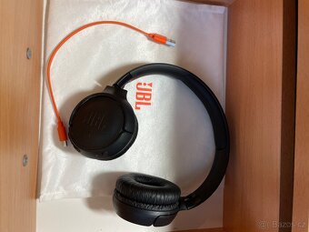 Sluchátka JBL Tune 520BT (JBLT520BTBLKEU) černá - 5