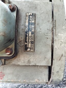 Kalové čerpadlo na vyčerpání septiku - 5