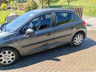 Peugeot 207 1.4 - 5