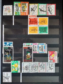 Poštovní známky v albu - německo - 5