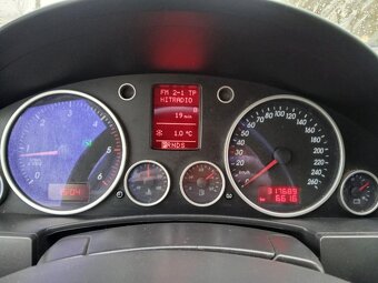 VW Touareg 2,5 TDI - 5