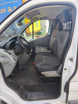 Renault Trafic 2.0 L2H1 Passenger 9 míst - 5