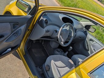 Toyota Yaris 1.3, 63kW, r.v.2000, STK do 1/2027 - 5