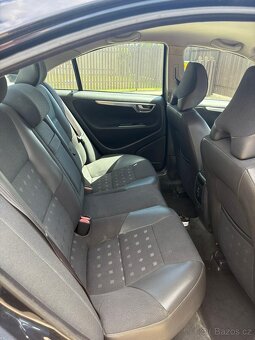 Volvo S60 2.4D5 96Kw - 326tis. km - 5