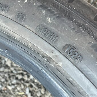 ZÁNOVNÍ 2023 Letní pneu 245/45 R18 100Y Pirelli 6-6,5mm - 5