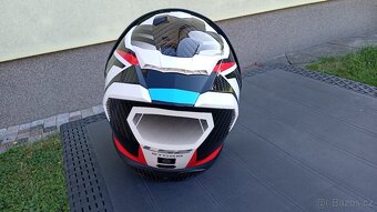 Helma na motorku Ls2 - 5