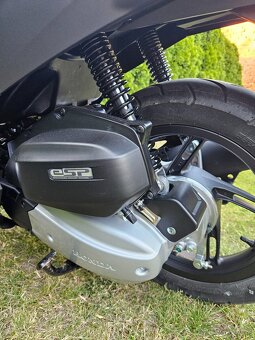 Honda PCX 125 CZ - 5