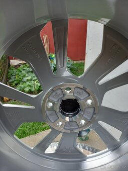 Zimni Originál alu kola skoda octavia rs 4 - 5