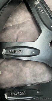 Originál Alu kola 5x112 BMW i4,4 (g26) R19 dvourozměrná - 5