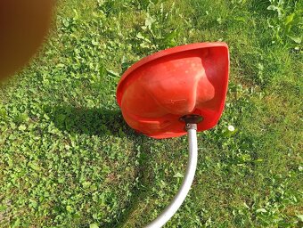 Elektrická strunová sekačka OleoMac TR60E - 5