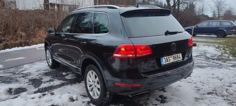 Náhradní díly Touareg 7p 3.0 tdi 180kwpředek a dveře nejsou - 5