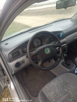 Skoda Octavia 1.6 benzín - 5