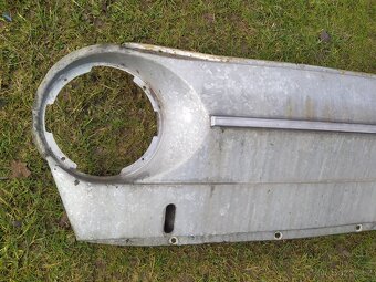 Přední čelo Škoda 100 - 5