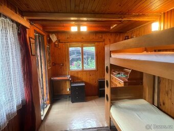 Zahradní chatka v úžasné kolonii - 5