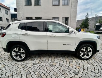 JEEP COMPASS 2.0D MJET 103KW 4x4 LIMITED-KŮŽE-Bi XENON-1Maj - 5