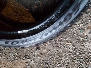 225/40/19 93h Pirelli - zimní pneu 2ks - 5
