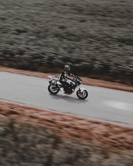 BMW F 800 R + originál BMW kufry - 5