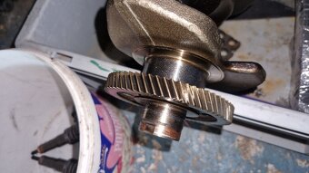 vw skoda kliková hřídel 1,6 TDi 1,9TDi 2,0TDi , 5V T5 2,5TDi - 5