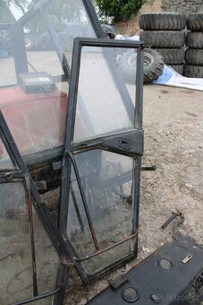 Zetor crystal 8145 kabina rám střecha dveře panel okna - 5