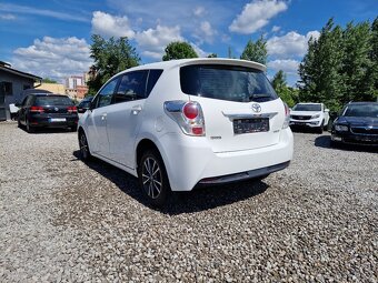Toyota Verso,1.6D-4D,82KW,7MÍST,KAMERA,BEZ KOROZE,R.V.2015 - 5