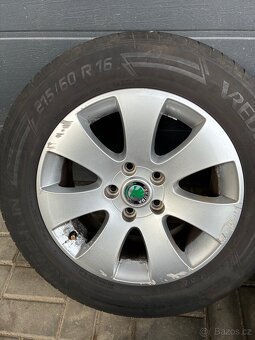 ALU kola Škoda 5x112 letní pneu 215/60 R16 - 5