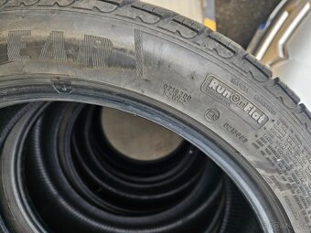 245/45R18 100V XL RFT Goodyear Ultragrip - 5