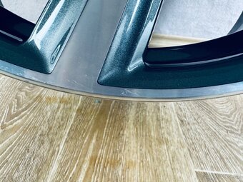 Originál kola BMW X1 F48 R19 - 5