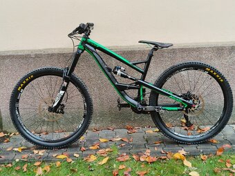 YT Industries Capra AL Comp 2 vel. L roku 2016 - 5