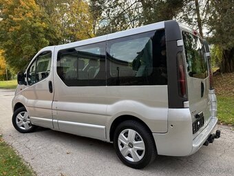 Opel Vivaro Life 1.9 Cdti 100ps • 9- miestný buss • - 5
