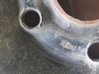 SLEVA Plechove disky VW Passat, 6 1/2 Jx16H2, pneu Nokian - 5