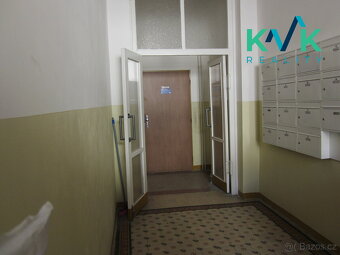 Pronájem nebytových prostor o velikosti 19,60 m2, v OV, cihl - 5