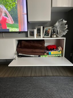 Obývací stěna bílý lesk - 5