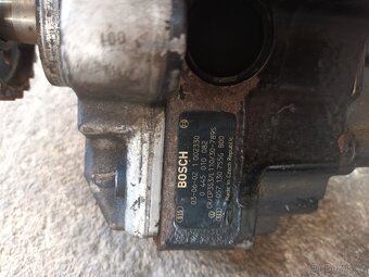 vstřiky Audi A8 4,0TDI  Bosch 0445110158 - 5