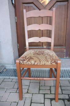 Jídelní stůl + 6 židlí - 5