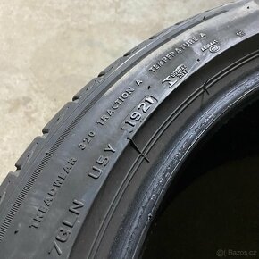 Letní pneu 255/45 R19 102Y Bridgestone 4,5mm - 5