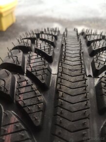 Nové zimní pneumatiky 4 kusy rozměr 185/60 R 15 - 5