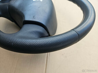 Peugeot 206 volant kůže perforace - 5