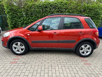 SX4, benzín 1.6l, výkon 88kW, rok 2011, naj.109000km, klima - 5