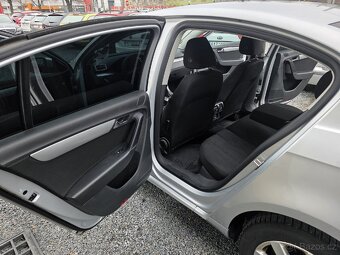 Volkswagen Passat 2.0 TDI 103KW - 5