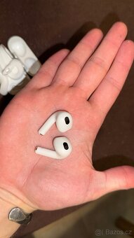 Apple AirPods sluchátka 3. Gen. s MagSafe (2021) - Top stav - 5