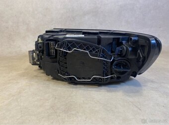 Přední světlo pravé VOLVO V50 / S40 2007-2012 - 5