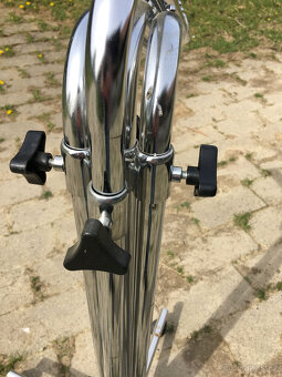 Štendr 4-ramenný chromový - zařízení prodejny - 5