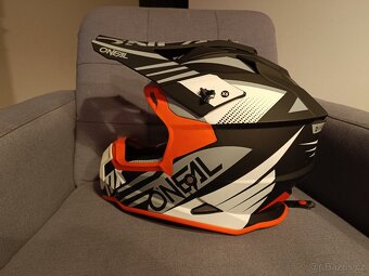 O´neal helma na MX - 5