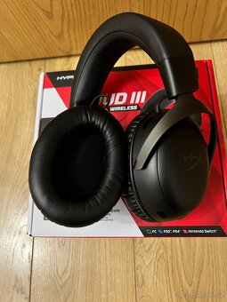 Herní sluchátka HyperX Cloud III Wireless Black - 5