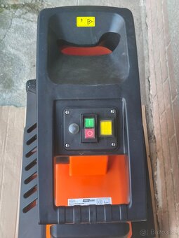 Prodám elektrický Válcový drtič Powersilent 2800 W... - 5