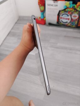 Zánovní iPad, 64GB - 5